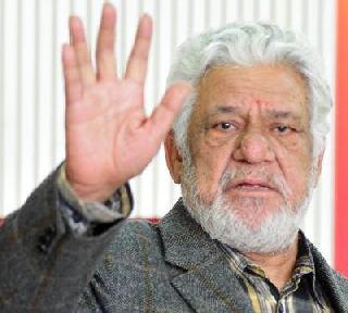 Video: Om Puri's "ghost" wanders, Akalite stars broke by Pakistan Channel | Video: ओम पुरी यांचं "भूत" भटकतंय, पाक चॅनलने तोडले अकलेचे तारे