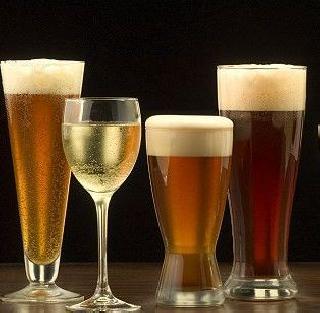 'Do not change ownership of roads for liquor' | ‘दारूसाठी रस्त्यांची मालकी बदलू नका’ 'Do not change ownership of roads for liquor' | ‘दारूसाठी रस्त्यांची मालकी बदलू नका’