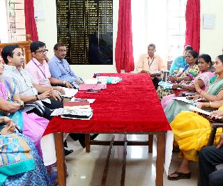 Nitesh Rane, Kankavli Tahsildar rocks | कणकवली तहसिलदाराना नीतेश राणे यांनी खडसावले Nitesh Rane, Kankavli Tahsildar rocks | कणकवली तहसिलदाराना नीतेश राणे यांनी खडसावले