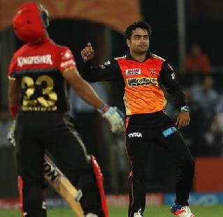 IPL: Reality spin, magic of leg spinners | IPL: फिरकीची जादू कायम, लेग स्पिनर्सचे वर्चस्व IPL: Reality spin, magic of leg spinners | IPL: फिरकीची जादू कायम, लेग स्पिनर्सचे वर्चस्व