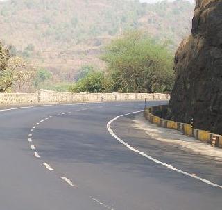 Aurangabad to Ajantha road crossing the double! | औरंगाबाद ते अजिंठा हा रस्ता द्विपदरीच! Aurangabad to Ajantha road crossing the double! | औरंगाबाद ते अजिंठा हा रस्ता द्विपदरीच!
