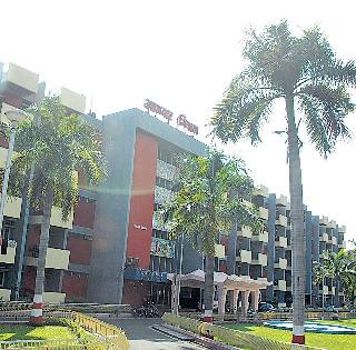 Minor girl gang rape in Nagpur's residence | नागपूरच्या आमदार निवासात अल्पवयीन मुलीवर सामूहिक बलात्कार Minor girl gang rape in Nagpur's residence | नागपूरच्या आमदार निवासात अल्पवयीन मुलीवर सामूहिक बलात्कार