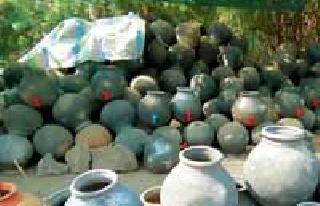 Moth also receives inflation | माठालाही महागाईचे ग्रहण Moth also receives inflation | माठालाही महागाईचे ग्रहण