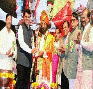 The four pillars strengthen the democracy and prosper | चारही स्तंभ मजबूत झाल्यावर लोकशाही समृद्ध The four pillars strengthen the democracy and prosper | चारही स्तंभ मजबूत झाल्यावर लोकशाही समृद्ध