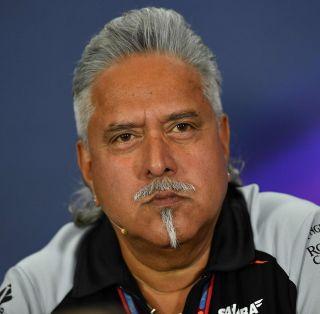 Money withdrawn in British companies and banks before leaving India due to Maine | माल्याने भारत सोडण्याआधीच ब्रिटीश कंपन्या आणि बँकांमध्ये वळवला पैसा Money withdrawn in British companies and banks before leaving India due to Maine | माल्याने भारत सोडण्याआधीच ब्रिटीश कंपन्या आणि बँकांमध्ये वळवला पैसा