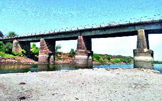 The pool became dangerous | पूल बनला धोकादायक The pool became dangerous | पूल बनला धोकादायक