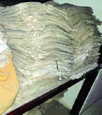 Save the record; Cost of one and a half crores | अभिलेख जतन; दीड कोटींचा खर्च