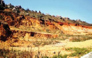 Opening mining of Sakoliit sand, ballast, muruman | साकोलीत रेती, गिट्टी, मुरुमाचे खुलेआम खनन Opening mining of Sakoliit sand, ballast, muruman | साकोलीत रेती, गिट्टी, मुरुमाचे खुलेआम खनन