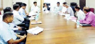 Remove accusations of draconian cases immediately | वनहक्क पट्ट्यांची प्रकरणे त्वरित निकाली काढा