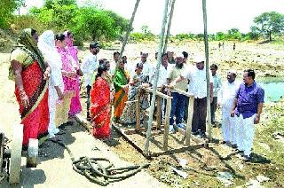Terrain test of two bunds on 'Armam' | ‘आरम’वर दोन बंधाऱ्यांची भूगर्भ चाचणी Terrain test of two bunds on 'Armam' | ‘आरम’वर दोन बंधाऱ्यांची भूगर्भ चाचणी