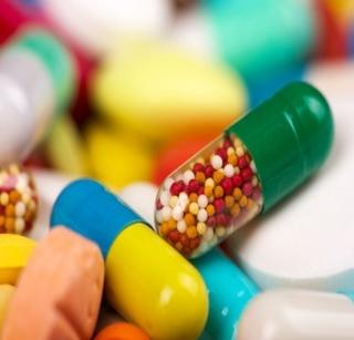 Public awareness about generic drugs 'Short stories' | जेनेरिक औषधांविषयी ‘लघुकथां’मधून जनजागृती Public awareness about generic drugs 'Short stories' | जेनेरिक औषधांविषयी ‘लघुकथां’मधून जनजागृती