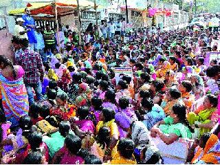 MNS 'Front Against Micro Finance | मायक्रो फायनान्सविरोधात ‘मनसे’चा मोर्चा MNS 'Front Against Micro Finance | मायक्रो फायनान्सविरोधात ‘मनसे’चा मोर्चा
