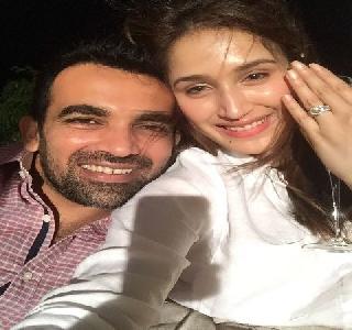 Chak De gaalal banana Zaheer clean bowled! | चक दे गर्लने केले झहीरला क्लीन बोल्ड! Chak De gaalal banana Zaheer clean bowled! | चक दे गर्लने केले झहीरला क्लीन बोल्ड!