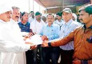 Give full power, otherwise turn off | पूर्ण वीज द्या, अन्यथा बंद करा Give full power, otherwise turn off | पूर्ण वीज द्या, अन्यथा बंद करा