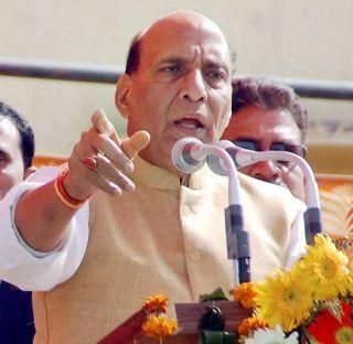 Sukma attack martyrdom will not be lost - Rajnath Singh | सुकमा हल्ल्यातील जवानांचं हौतात्म्य वाया जाणार नाही - राजनाथ सिंह Sukma attack martyrdom will not be lost - Rajnath Singh | सुकमा हल्ल्यातील जवानांचं हौतात्म्य वाया जाणार नाही - राजनाथ सिंह