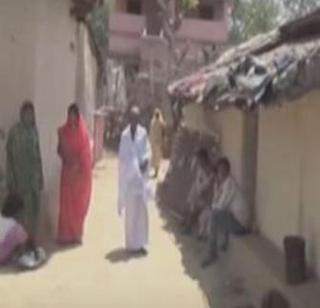 The widow rejected the sex, "she" did not do anything inhuman | विधवेनं सेक्सला नकार दिल्यानं "त्या"नं केलं अमानुष कृत्य The widow rejected the sex, "she" did not do anything inhuman | विधवेनं सेक्सला नकार दिल्यानं "त्या"नं केलं अमानुष कृत्य