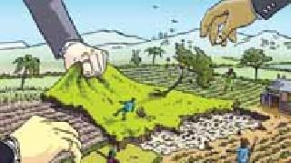 Land of billions of capsules in ten thousand | १० हजारात हडपली कोट्यवधींची जमीन Land of billions of capsules in ten thousand | १० हजारात हडपली कोट्यवधींची जमीन