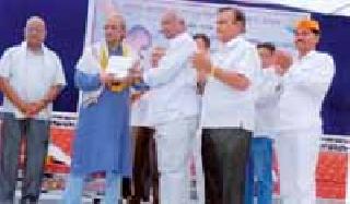Preferred to 20 villages in the administration | प्रशासकीय बदलीत २० गावांना पसंतीक्रम