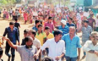 Algarr of Alcohol | खमारीत दारुबंदीचा एल्गार