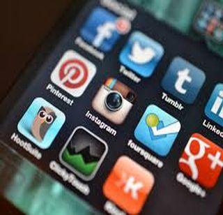 22 sites in Jammu and Kashmir banned | जम्मू-काश्मीरमध्ये 22 साईट्सवर बंदी 22 sites in Jammu and Kashmir banned | जम्मू-काश्मीरमध्ये 22 साईट्सवर बंदी