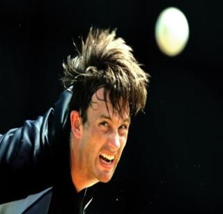 Bowlers must take responsibility: Shane Bond | गोलंदाजांनी जबाबदारी सांभाळणे गरजेचे : शेन बॉँड Bowlers must take responsibility: Shane Bond | गोलंदाजांनी जबाबदारी सांभाळणे गरजेचे : शेन बॉँड