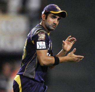 Gautam Gambhir raises the cost of sons of martyrs in Sukma attack | गौतम गंभीर उचलणार सुकमा हल्ल्यातील शहिदांच्या मुलांचा खर्च