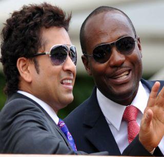 Sachin Tendulkar stands at The Brian Lara Stadium | दी ब्रायन लारा स्टेडियममध्ये सचिन तेंडुलकर स्टॅण्ड Sachin Tendulkar stands at The Brian Lara Stadium | दी ब्रायन लारा स्टेडियममध्ये सचिन तेंडुलकर स्टॅण्ड