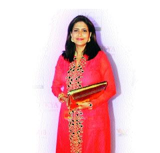 Great need for the theaters | चित्रपटगृहांची नितांत गरज Great need for the theaters | चित्रपटगृहांची नितांत गरज