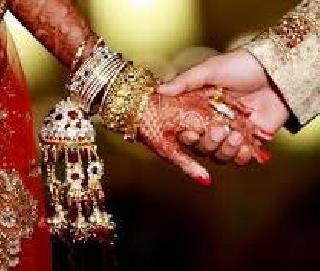 Beed's happiness matches HIV-related fertility | बीडच्या आनंदवनात जुळणार एचआयव्हीबाधितांच्या रेशिमगाठी Beed's happiness matches HIV-related fertility | बीडच्या आनंदवनात जुळणार एचआयव्हीबाधितांच्या रेशिमगाठी