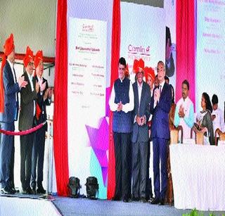 Maharashtra is preferred by the investment | गुंतवणुकीत महाराष्ट्राला पसंती Maharashtra is preferred by the investment | गुंतवणुकीत महाराष्ट्राला पसंती