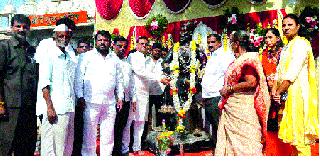 Celebrating Shiv Jayanti in Islampur | इस्लामपुरात शिवजयंती उत्साहात Celebrating Shiv Jayanti in Islampur | इस्लामपुरात शिवजयंती उत्साहात