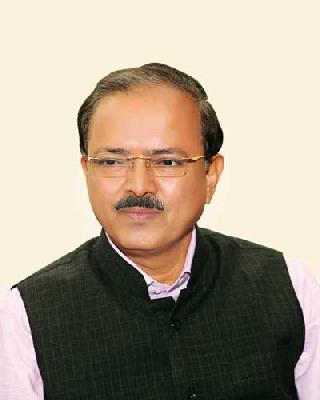 Center's special strategy against stone makers - Subhash Bhamre | दगडफेक करणारांविरोधात केंद्राची विशेष रणनिती - सुभाष भामरे Center's special strategy against stone makers - Subhash Bhamre | दगडफेक करणारांविरोधात केंद्राची विशेष रणनिती - सुभाष भामरे
