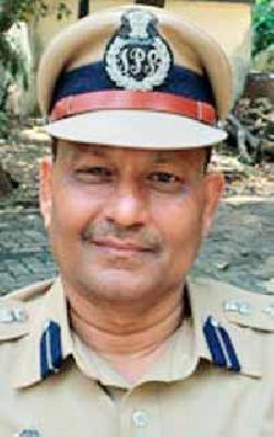 Vaag IG, Abhinash 'SP' | वाकडे आयजी, अभिनाष ‘एसपी’ Vaag IG, Abhinash 'SP' | वाकडे आयजी, अभिनाष ‘एसपी’