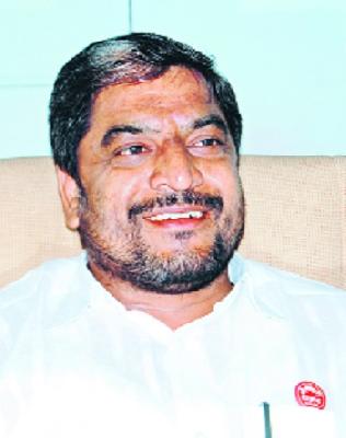 Chief Minister forgot farmers after coming to power: Shetty | सत्तेत आल्यानंतर मुख्यमंत्री शेतकऱ्यांना विसरले : शेट्टी