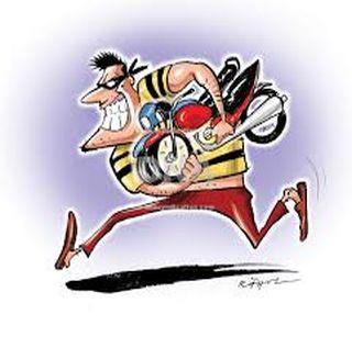 Suspected suspect stole seven bikes from Jalgaon | जळगावातून सात दुचाकी चोरणारा संशयित अटकेत Suspected suspect stole seven bikes from Jalgaon | जळगावातून सात दुचाकी चोरणारा संशयित अटकेत