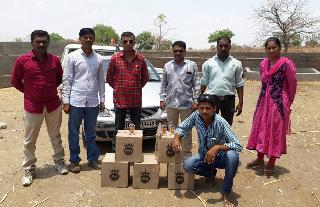 Illegal liquor seized at Deulgaon Raja | देऊळगाव राजा येथे अवैध दारू साठा जप्त