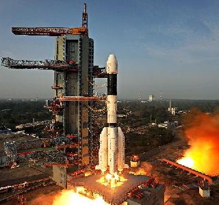 South Asian satellite India to leave in space on May 5 | दक्षिण आशियाई उपग्रह भारत ५ मे रोजी अंतराळात सोडणार South Asian satellite India to leave in space on May 5 | दक्षिण आशियाई उपग्रह भारत ५ मे रोजी अंतराळात सोडणार