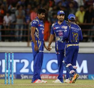 Fast bowlers are confident about the belief | वेगवान गोलंदाज विश्वास सार्थ ठरवित आहेत