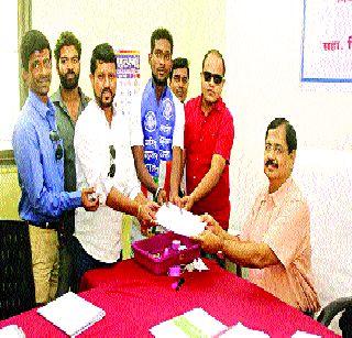 Interested still waiting for a candidate | इच्छुक अजूनही उमेदवारीच्या प्रतीक्षेत Interested still waiting for a candidate | इच्छुक अजूनही उमेदवारीच्या प्रतीक्षेत