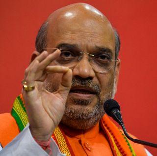 Narendra Modi does not walk, take a leap - Amit Shah | नरेंद्र मोदी चालत नाहीत, झेप घेतात - अमित शाह Narendra Modi does not walk, take a leap - Amit Shah | नरेंद्र मोदी चालत नाहीत, झेप घेतात - अमित शाह