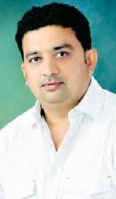 Suspend attachment to class 5, 7th | वर्ग ५, ७ वीच्या तुकड्या जोडण्यास स्थगिती द्या Suspend attachment to class 5, 7th | वर्ग ५, ७ वीच्या तुकड्या जोडण्यास स्थगिती द्या