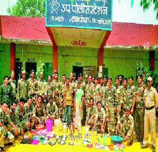 Gadchiroli on the way to expel Naxalism! | गडचिरोलीतून नक्षलवाद हद्दपार होण्याच्या मार्गावर! Gadchiroli on the way to expel Naxalism! | गडचिरोलीतून नक्षलवाद हद्दपार होण्याच्या मार्गावर!