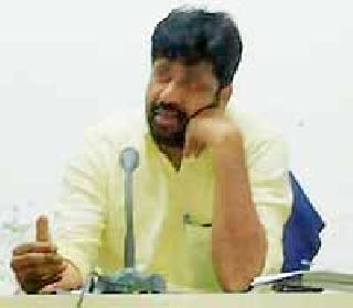 Bachu Kadoo's 'Dera' will be in market committees | बाजार समित्यांमध्ये राहणार बच्चू कडूंचा ‘डेरा’ Bachu Kadoo's 'Dera' will be in market committees | बाजार समित्यांमध्ये राहणार बच्चू कडूंचा ‘डेरा’