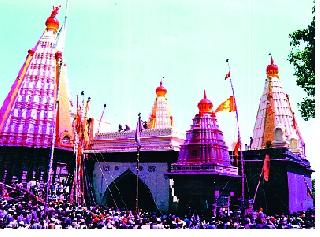 Hurry | जोतिबावर वावर ज़त्रांची धांदल Hurry | जोतिबावर वावर ज़त्रांची धांदल