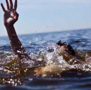 Aurangabad: The dead bodies of three children found in the pajar lake | औरंगाबाद: बेपत्ता तीन मुलांचे मृतदेह पाझर तलावात आढळले