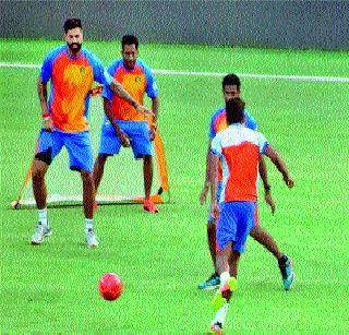 Kings XI Punjab ready to push Lions | लायन्सला धक्का देण्यास किंग्ज इलेव्हन पंजाब सज्ज Kings XI Punjab ready to push Lions | लायन्सला धक्का देण्यास किंग्ज इलेव्हन पंजाब सज्ज