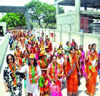 The last day to fill the application is the Swarm | अर्ज भरण्यासाठी शेवटच्या दिवशी झुंबड