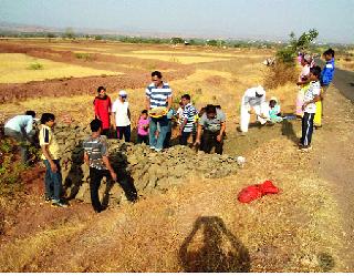 210 booths in the day in Bidal | बिदालमध्ये दिवसात २१० बंधारे