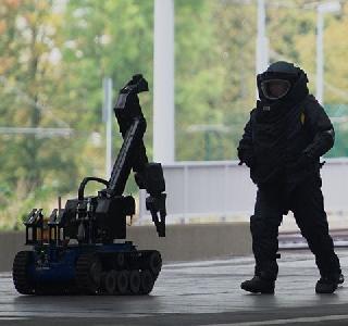 Five air warships of the second World War were found | दुसऱ्या महायुद्धातील पाच हवाई बॉम्ब आढळले Five air warships of the second World War were found | दुसऱ्या महायुद्धातील पाच हवाई बॉम्ब आढळले