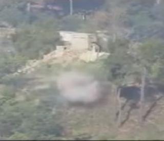 VIDEO - Pakistanis bunker missile missile | VIDEO - भारताने क्षेपणास्त्र डागून उडवला पाकिस्तानी बंकर